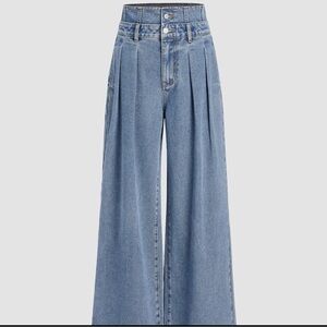 Cider Light Blue Wide-Leg Pleated Jeans